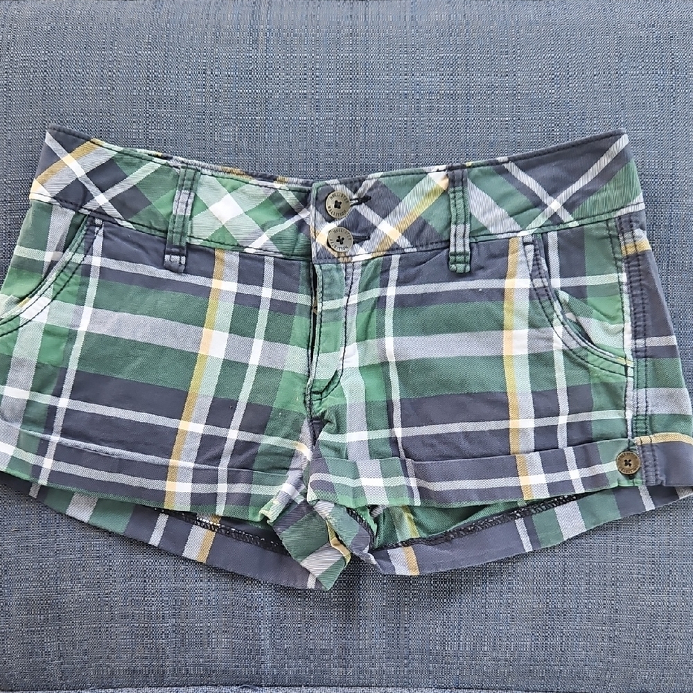 Hollister Green Plaid Cotton Shorts